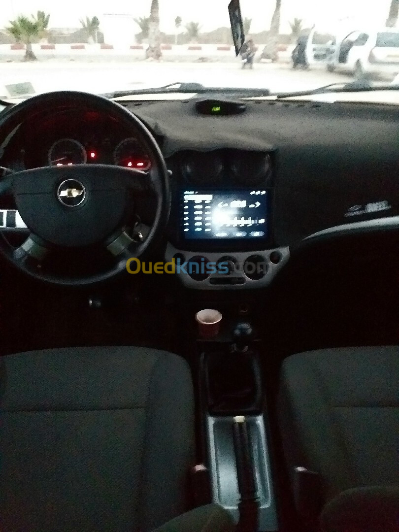 Chevrolet Aveo 4 portes 2015 Aveo 4 portes