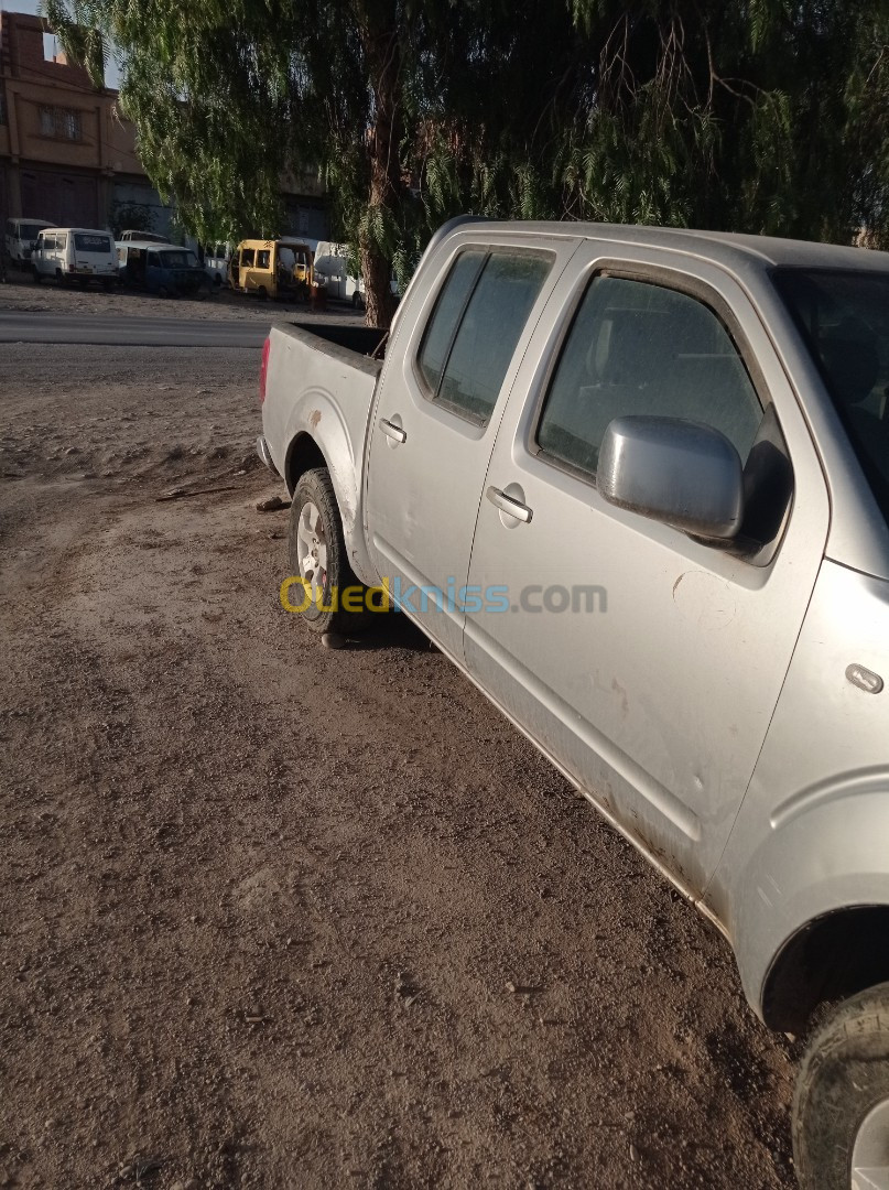 Nissan Navara 2009 Elegance 4x4