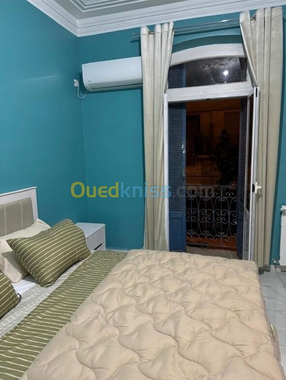 Location vacances Appartement F3 Alger Alger centre