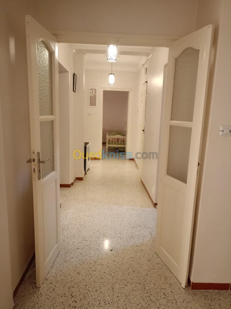 Location Appartement F3 Béjaïa Tichy