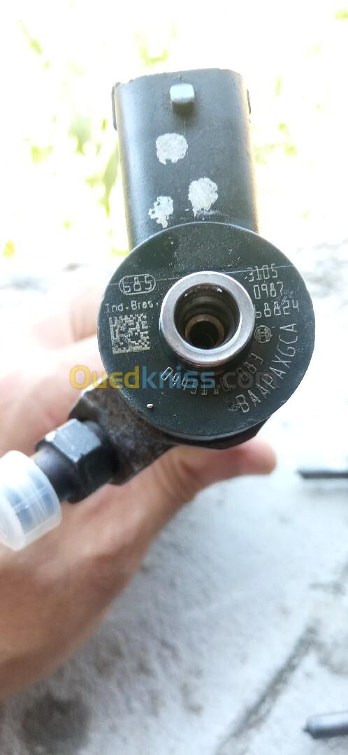 Injecteur Opel Corsa D