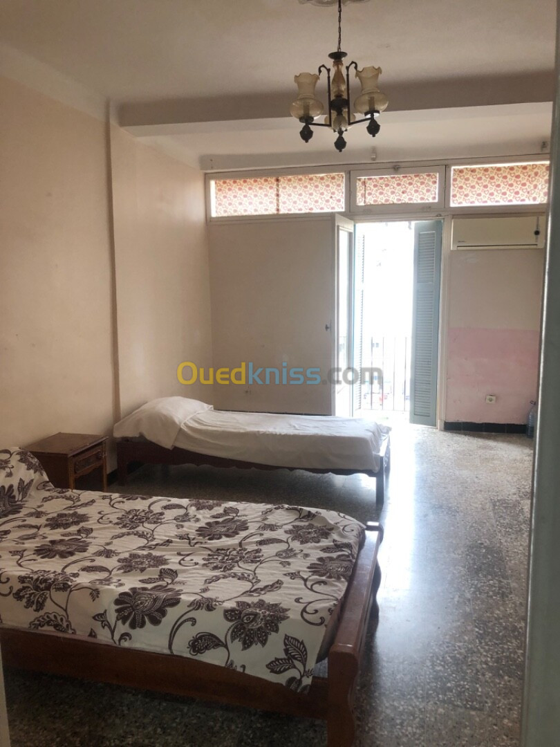 Location Appartement F3 Jijel Jijel