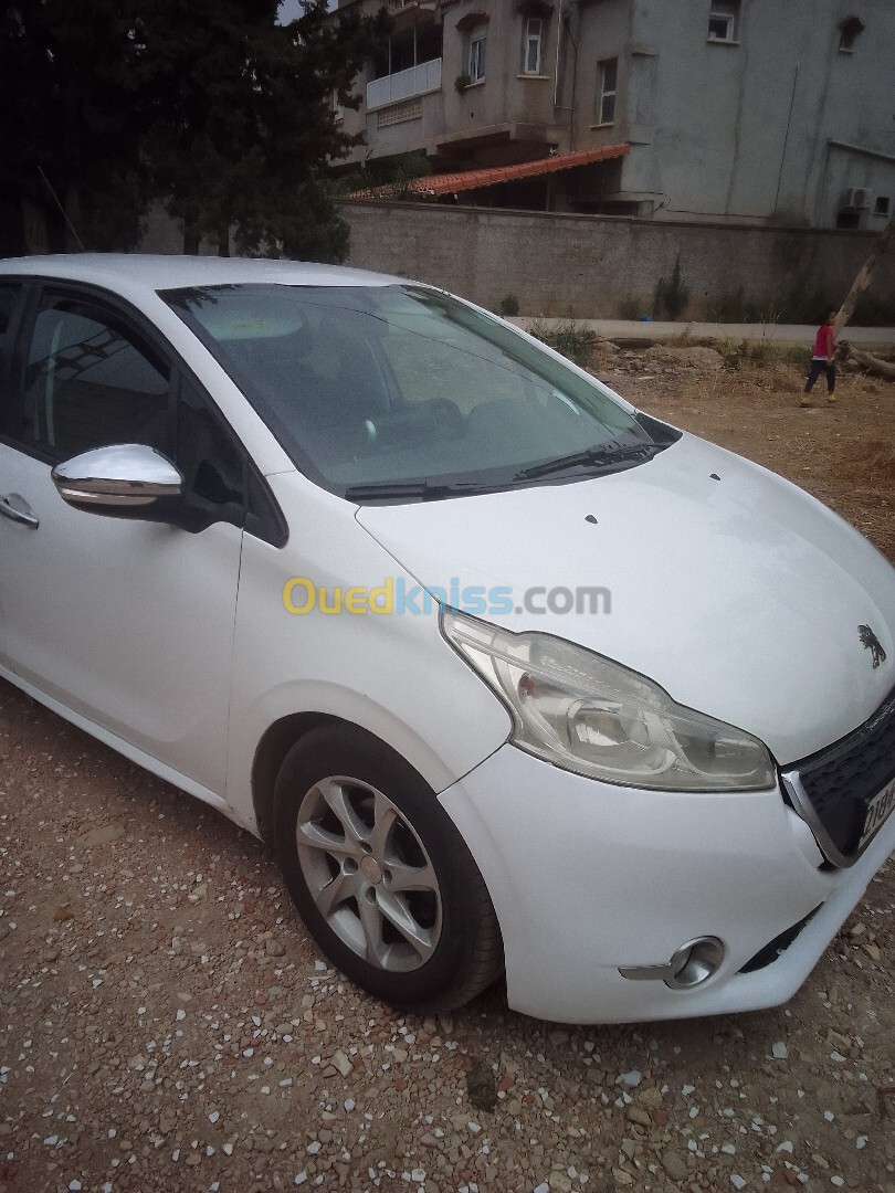 Peugeot 208 2014 208