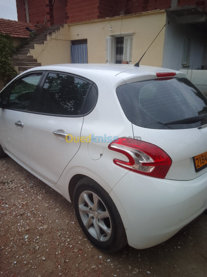 Peugeot 208 2014 208