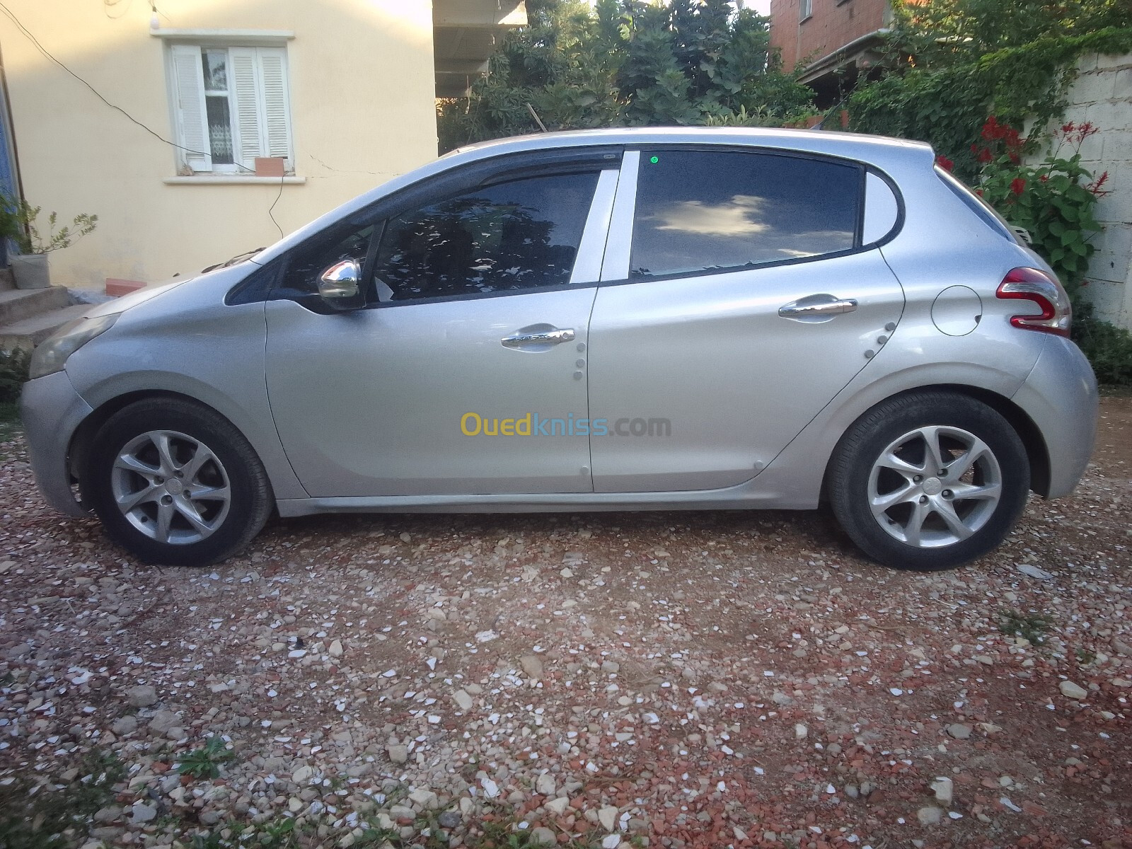 Peugeot 208 2014 208