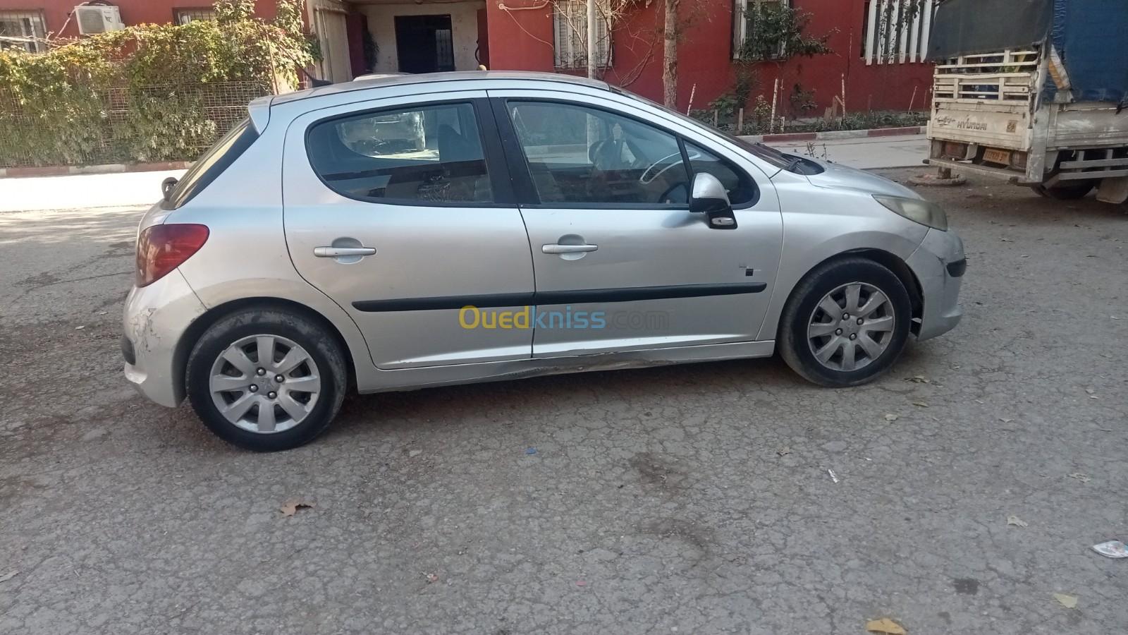 Peugeot 207 2008 207