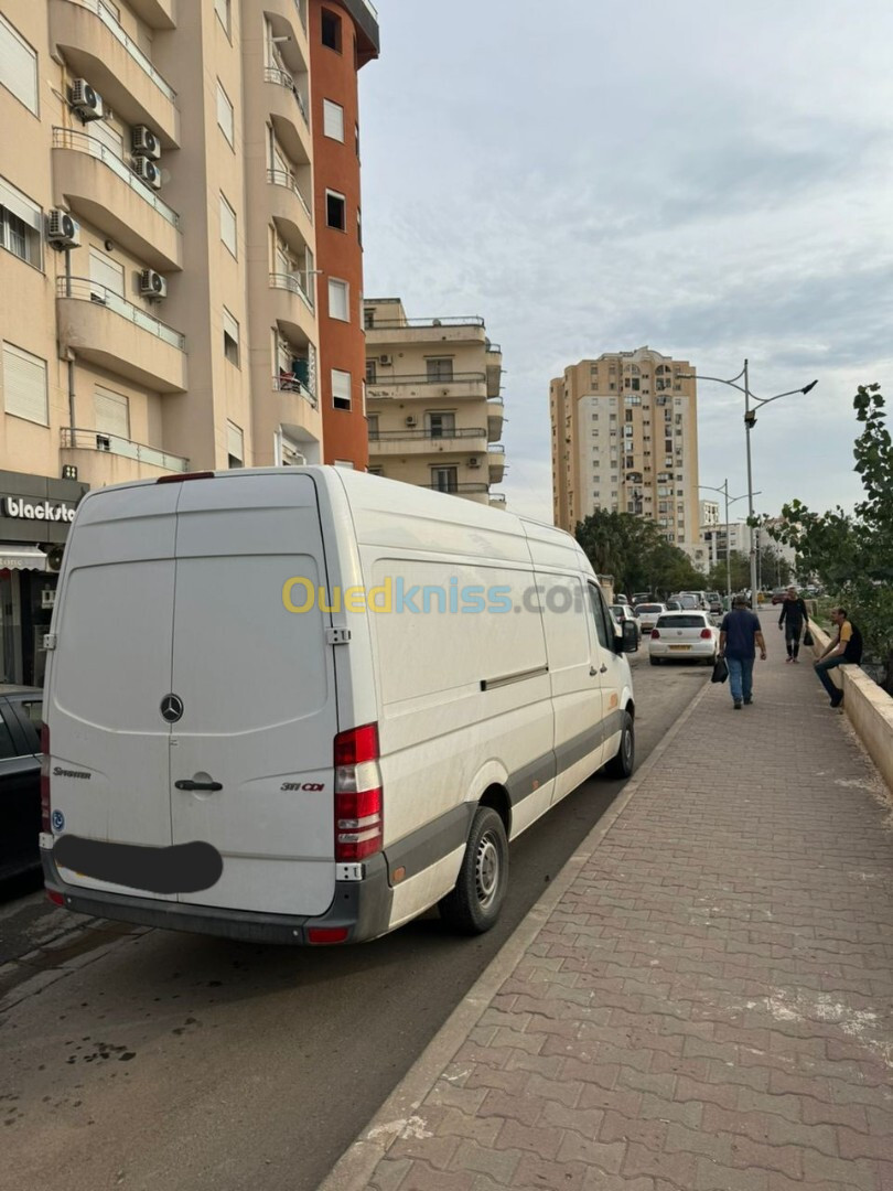 Mercedes Sprinter 2015 Surélevé chassis long