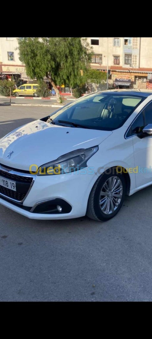 Peugeot 208 2019 Allure