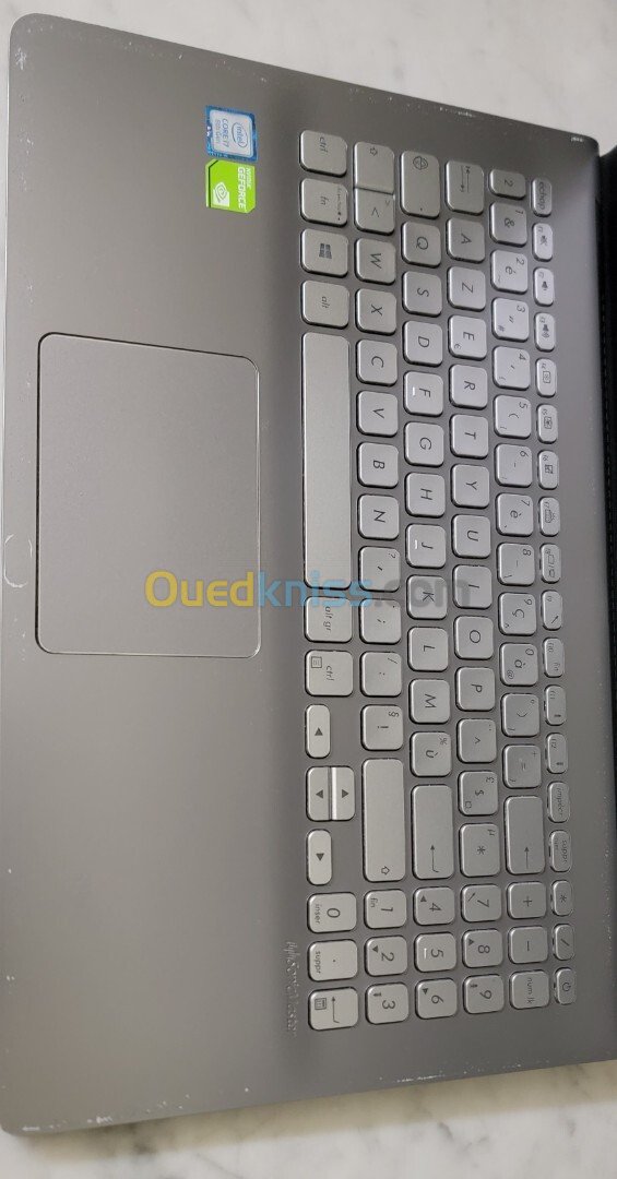 ASUS VIVOBOOK 16 GO RAM MX150