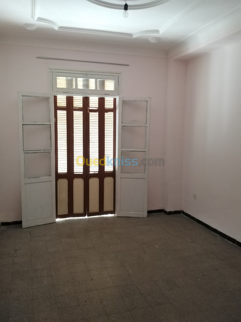 Vente Appartement F5 Aïn Defla Khemis miliana