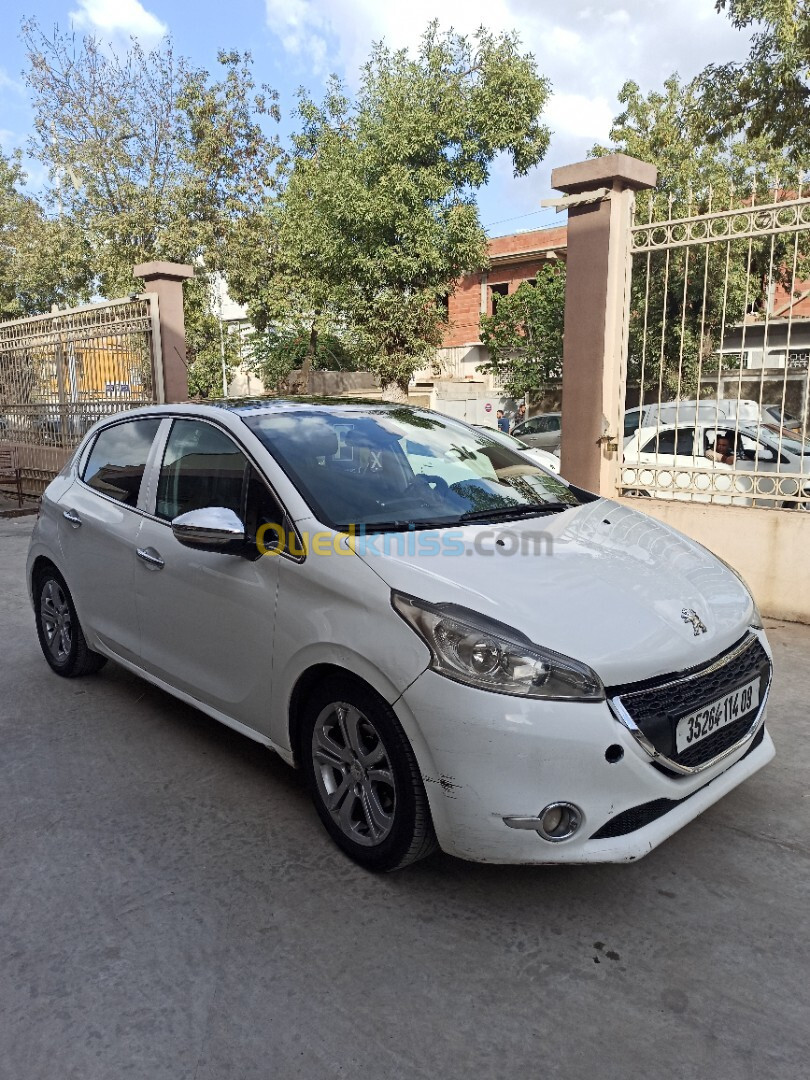 Peugeot 208 2014 Allure