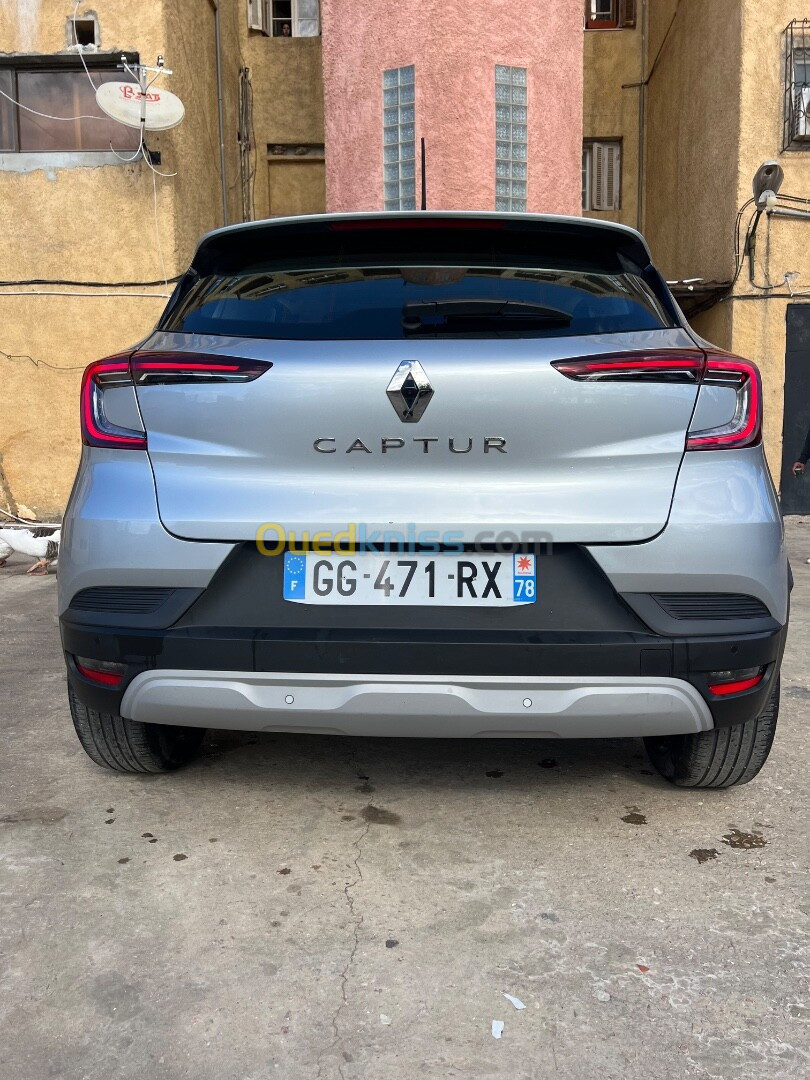 Renault Captur 2022 Bissnese