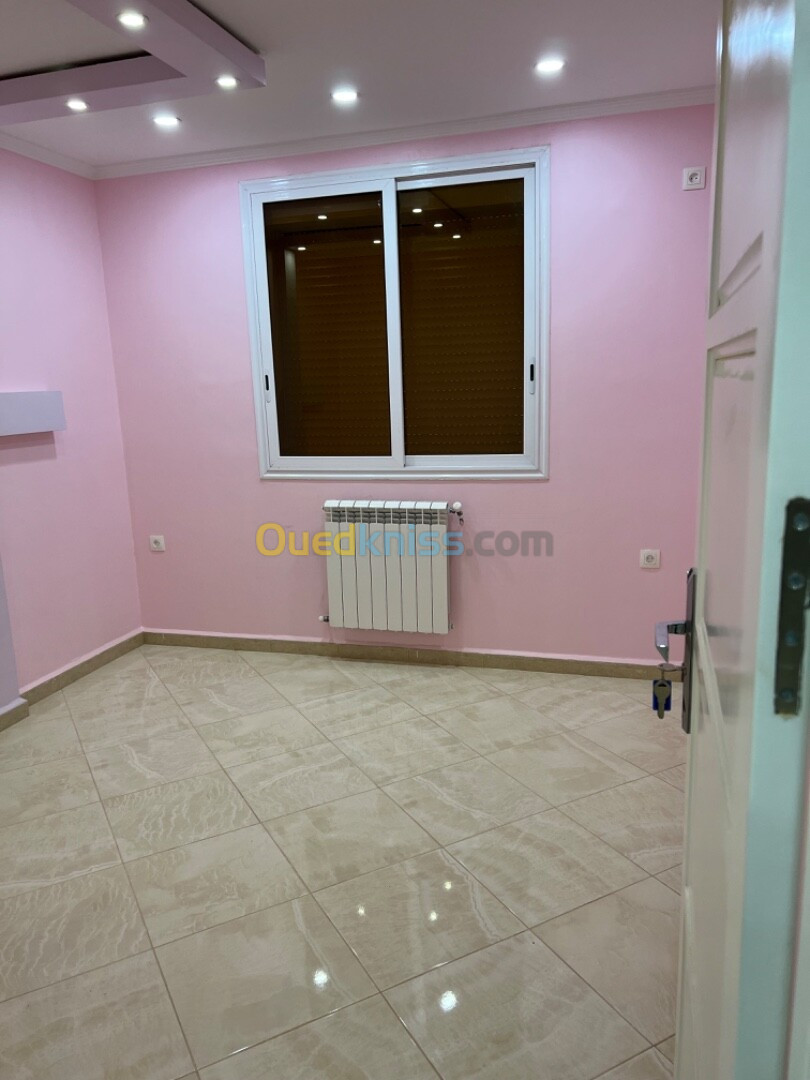 Location Niveau De Villa F4 Alger Khraissia