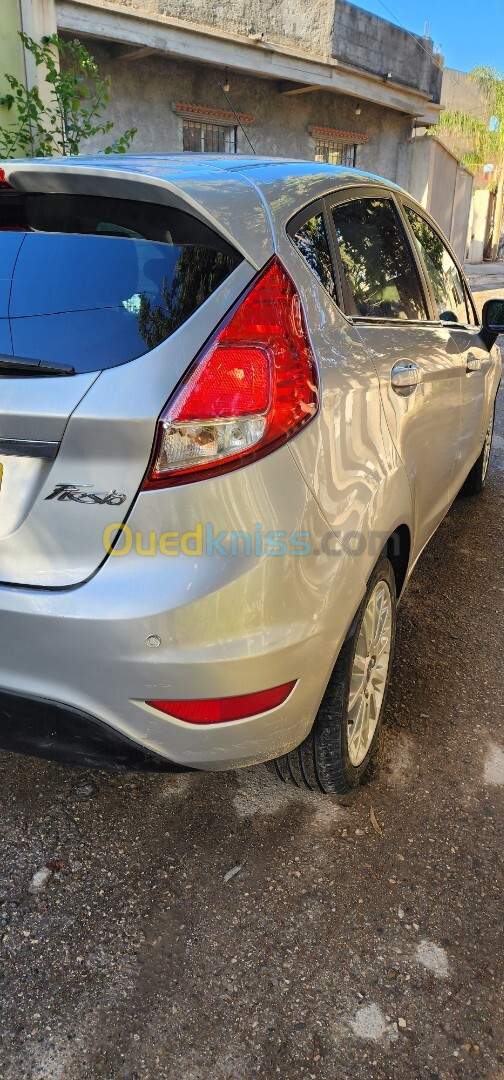 Ford Fiesta 2014 Titanium 