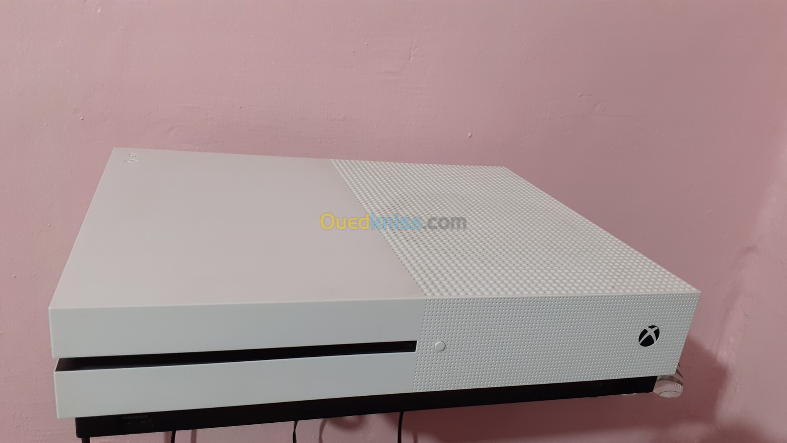 Xbox one s 500gb avec 3 dvd