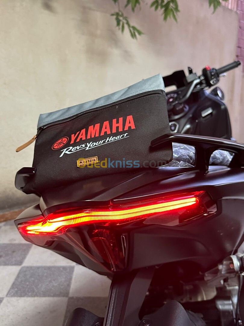 TMAX 562 YAMAHA 2024