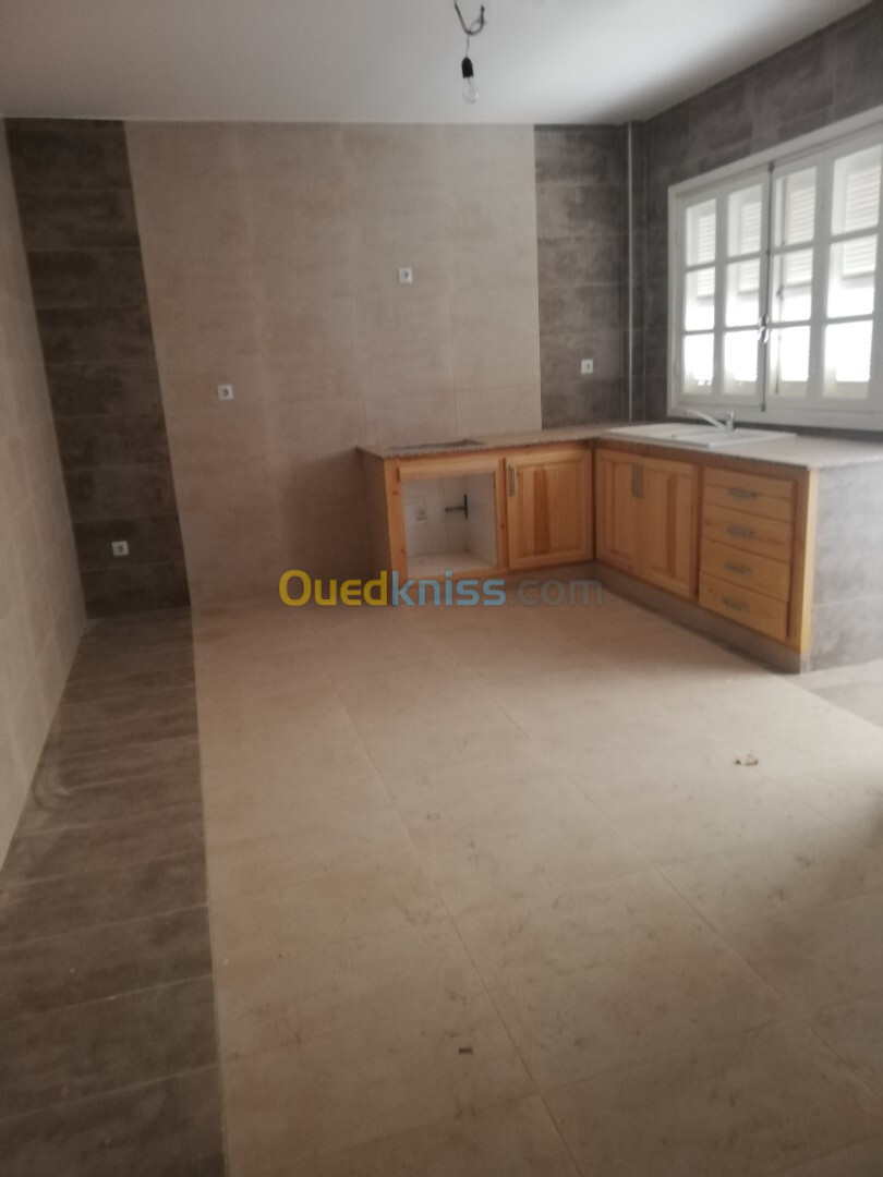 Location Appartement F4 Alger Birkhadem