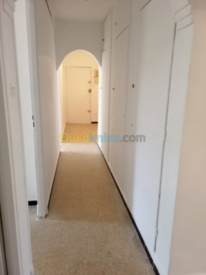 Location Appartement F3 Alger Draria