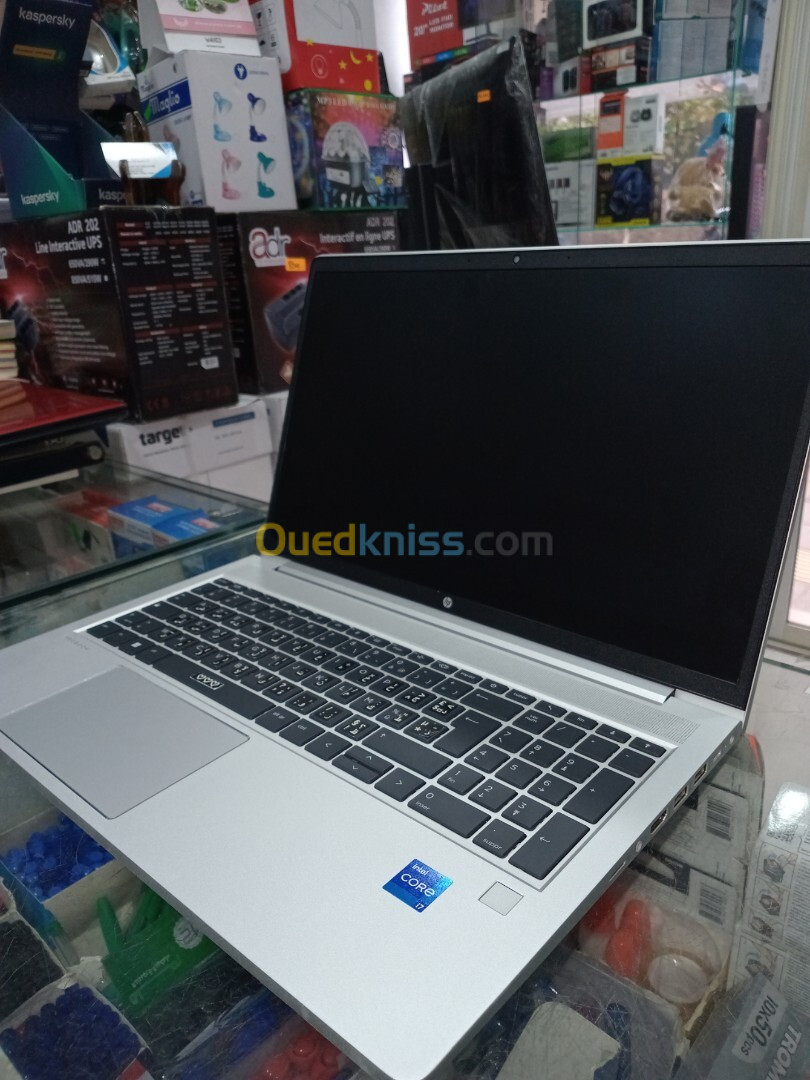 PC HP Probook 450 G8 i7-11  Bon occasion 