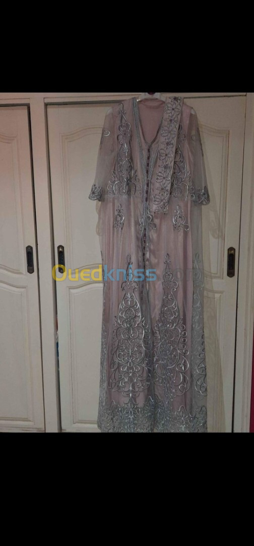 Caftan à vendre 