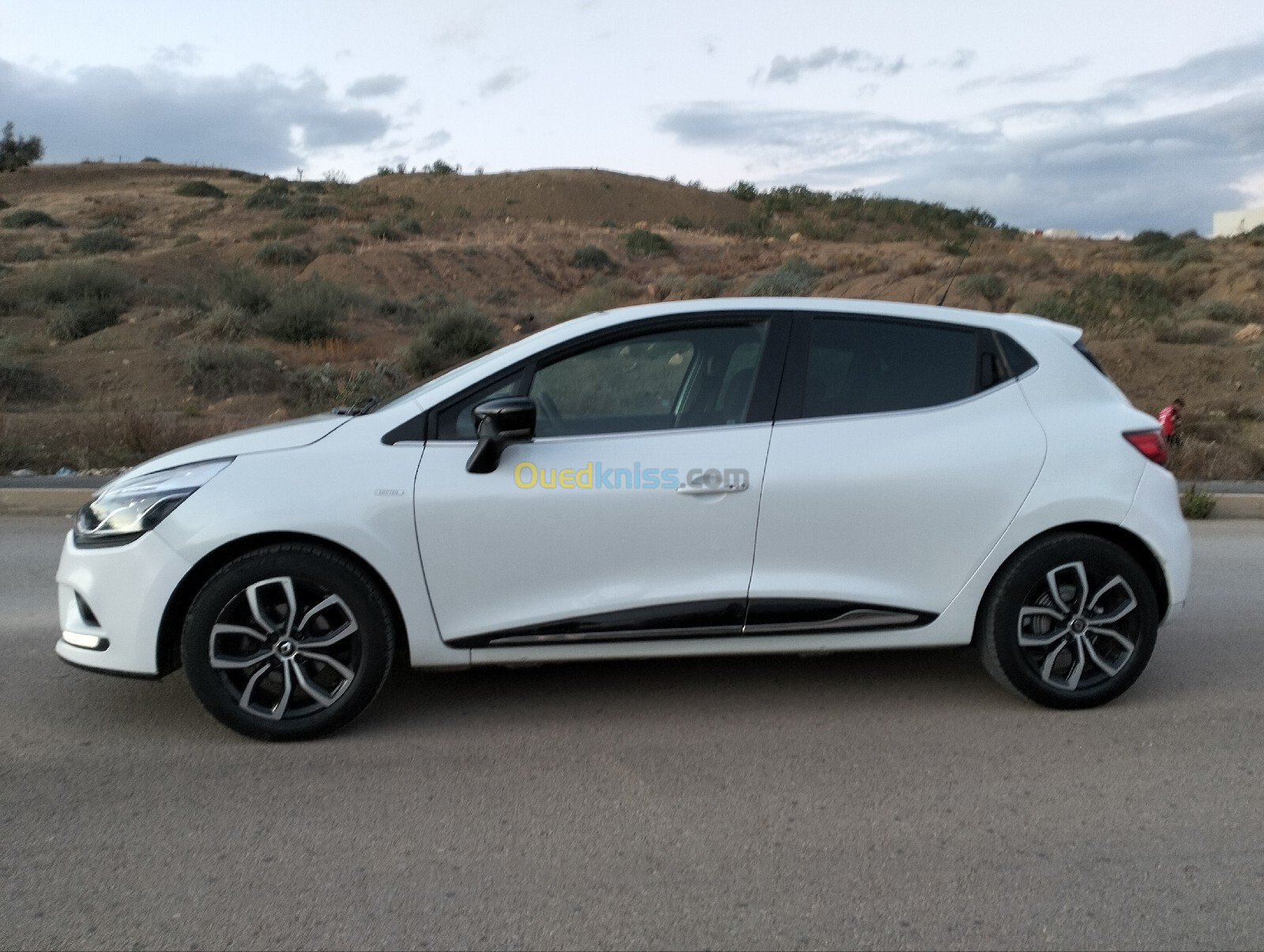 Renault Clio 4 2019 Limited 2