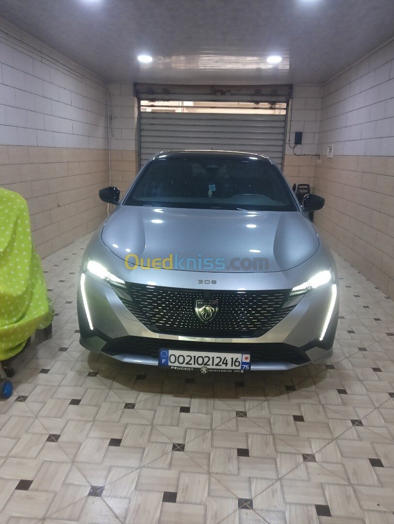 Peugeot 3008 2024 tres bon etat