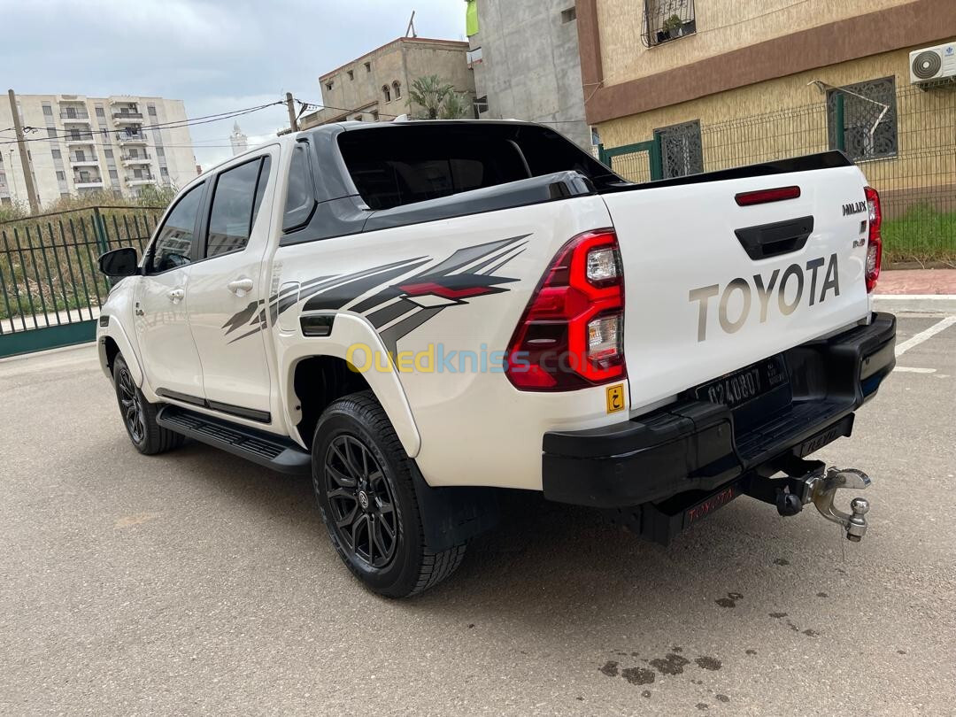 Toyota Hilux 2022 