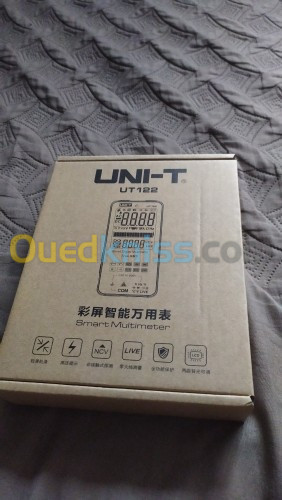 UNI-T  UT122 Multimètre numérique professionnel intelligent 