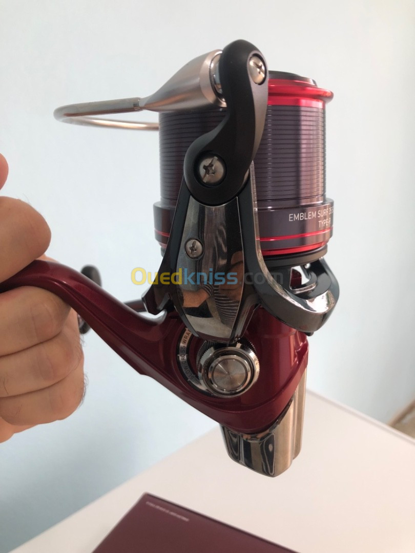 2:moulinet DAIWA 35/45 emblème neuve