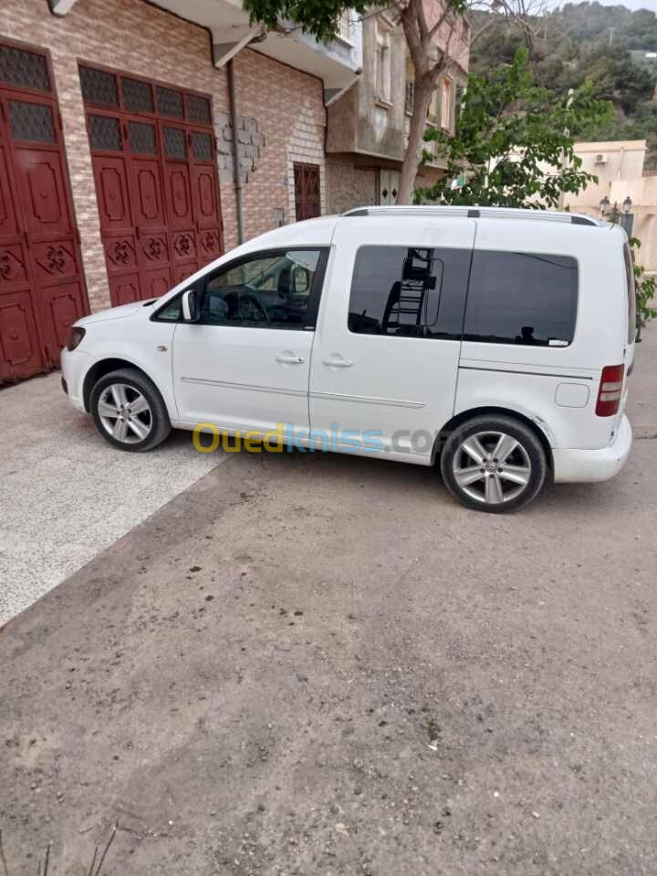 Volkswagen Caddy 2014 Cup