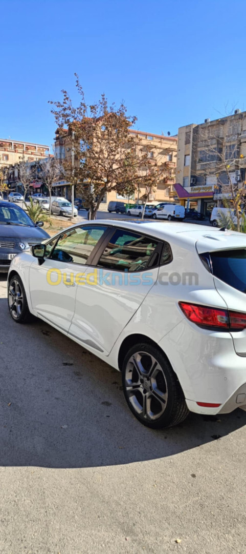 Renault Clio 4 2015 GT Line +