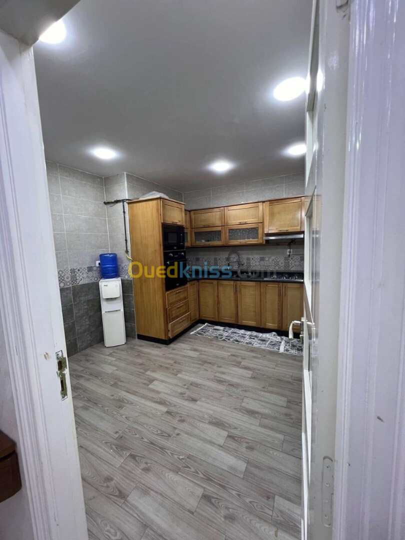 Vente Appartement F3 Alger Bordj el bahri