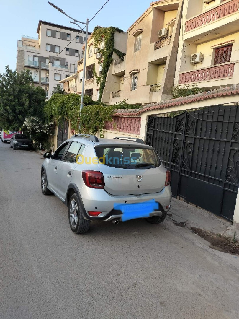 Dacia Sandero 2019 Stepway techroad dci