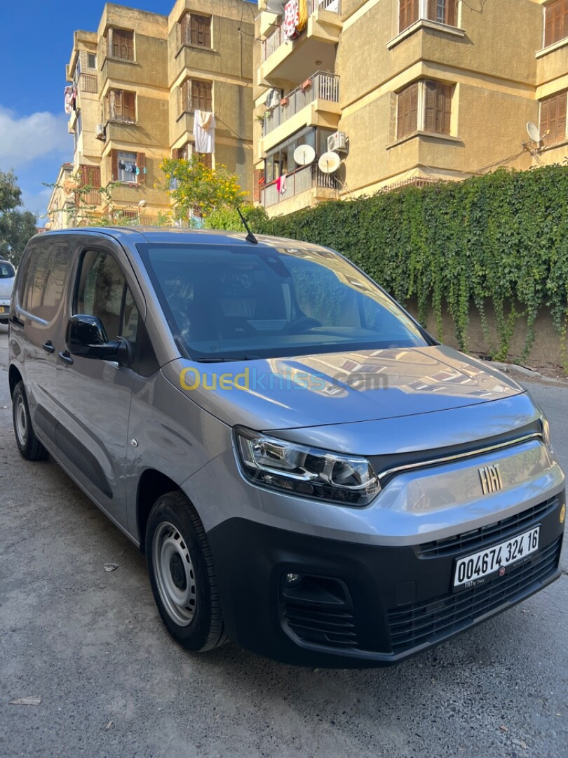 Fiat Doblo 2024 Itali