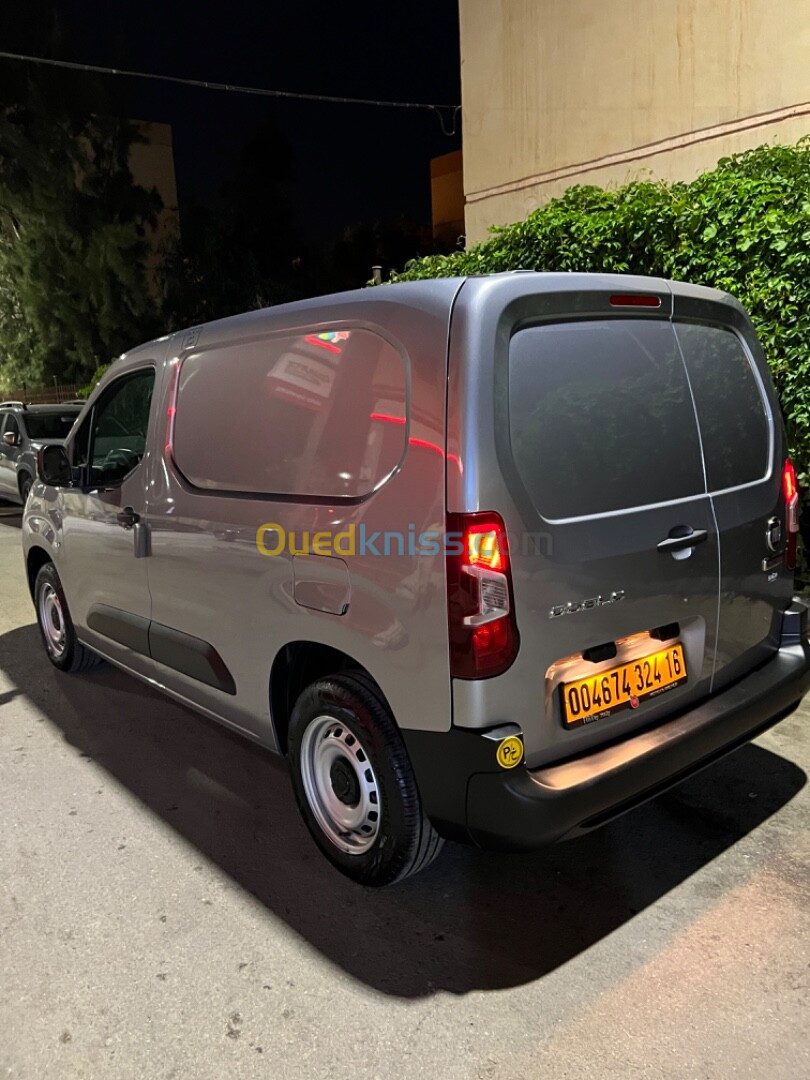 Fiat Doblo 2024 Itali