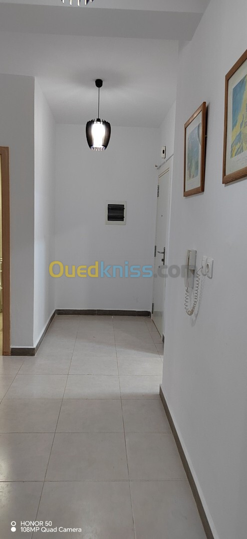 Location Appartement F4 Alger Mahelma