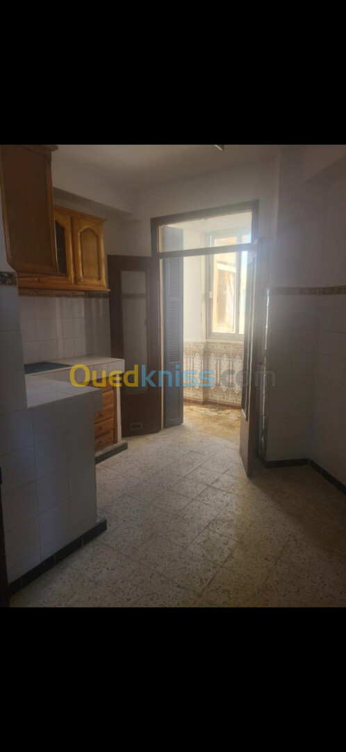 Location Appartement F3 Alger Bordj el bahri