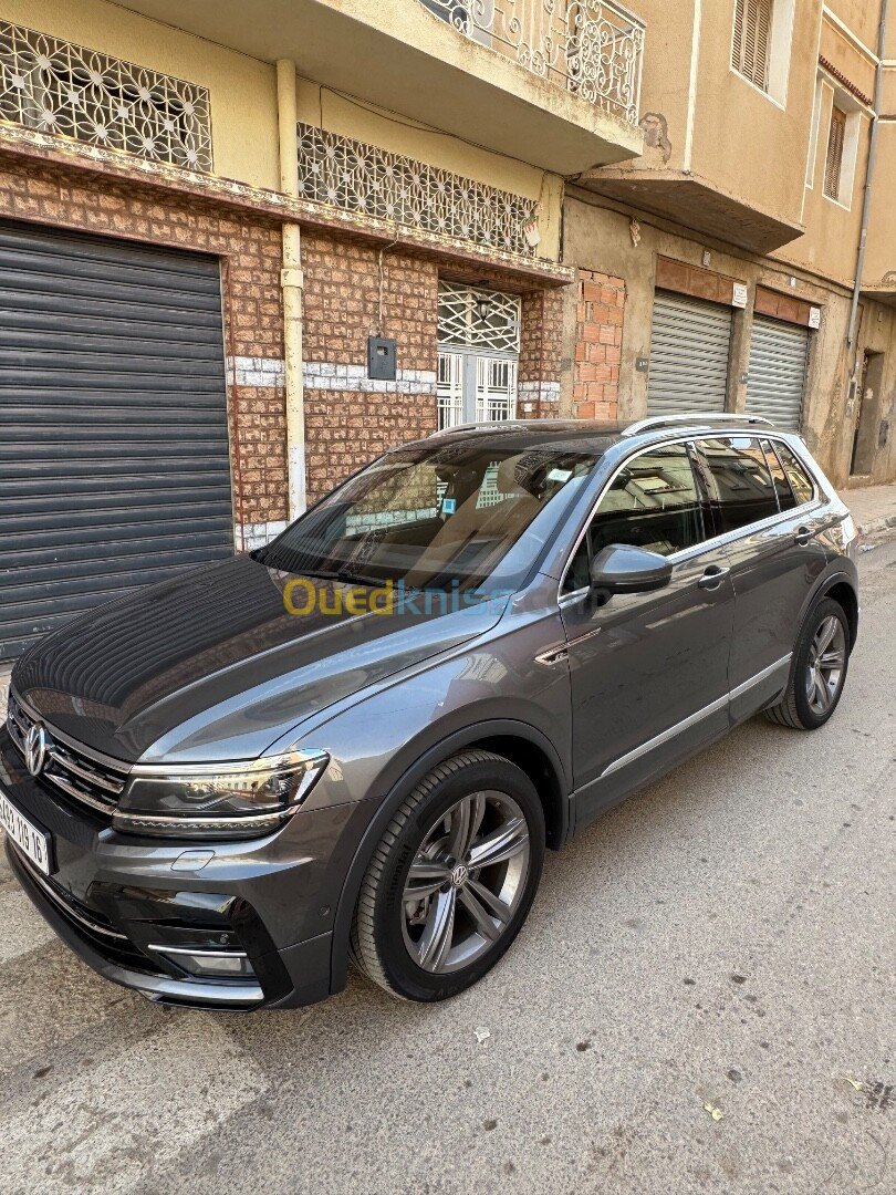 Volkswagen New Tiguan 2019 R-Line