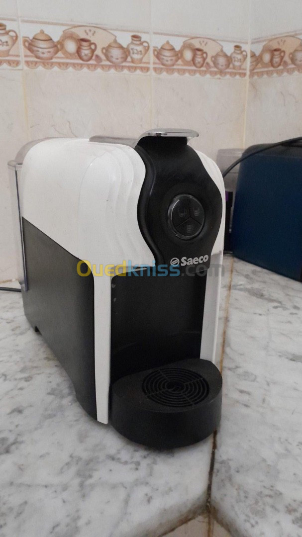 Cafetière Saeco Onda Nespresso machine à capsule 