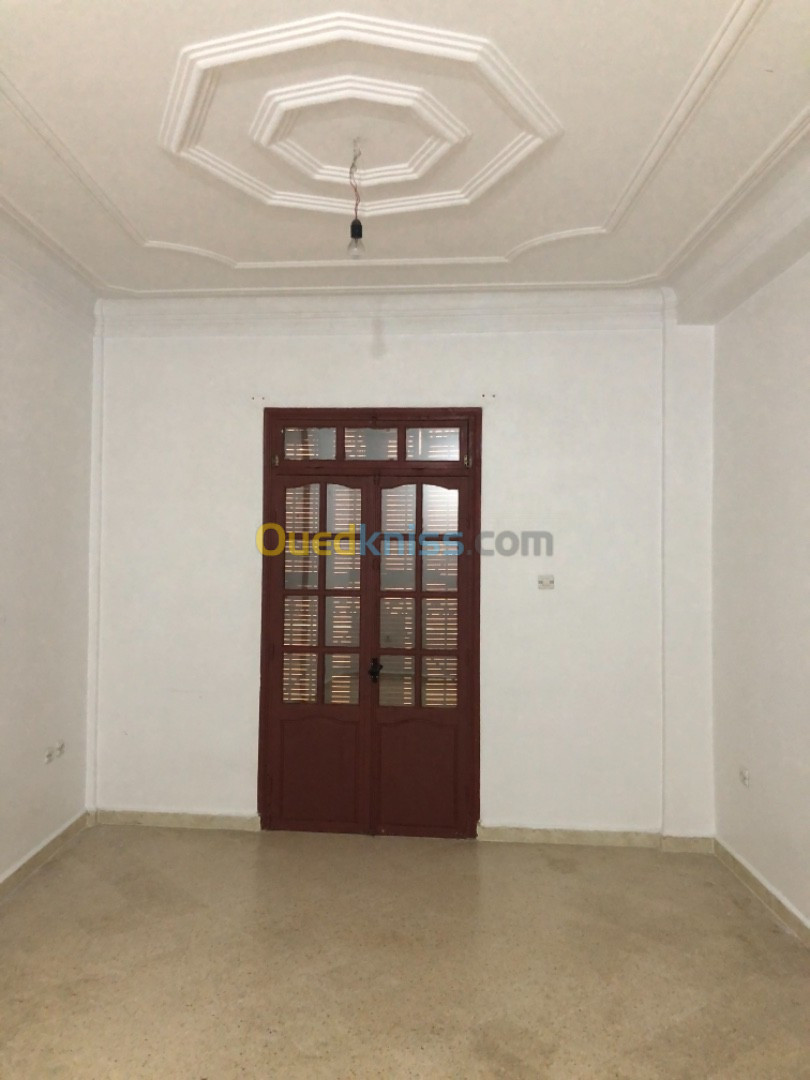 Location Niveau De Villa F4 Alger Ain naadja