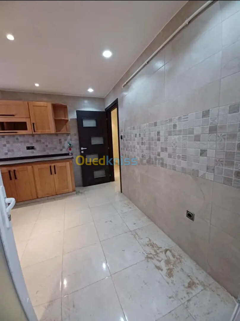 Vente Appartement F4 Alger Bordj el kiffan