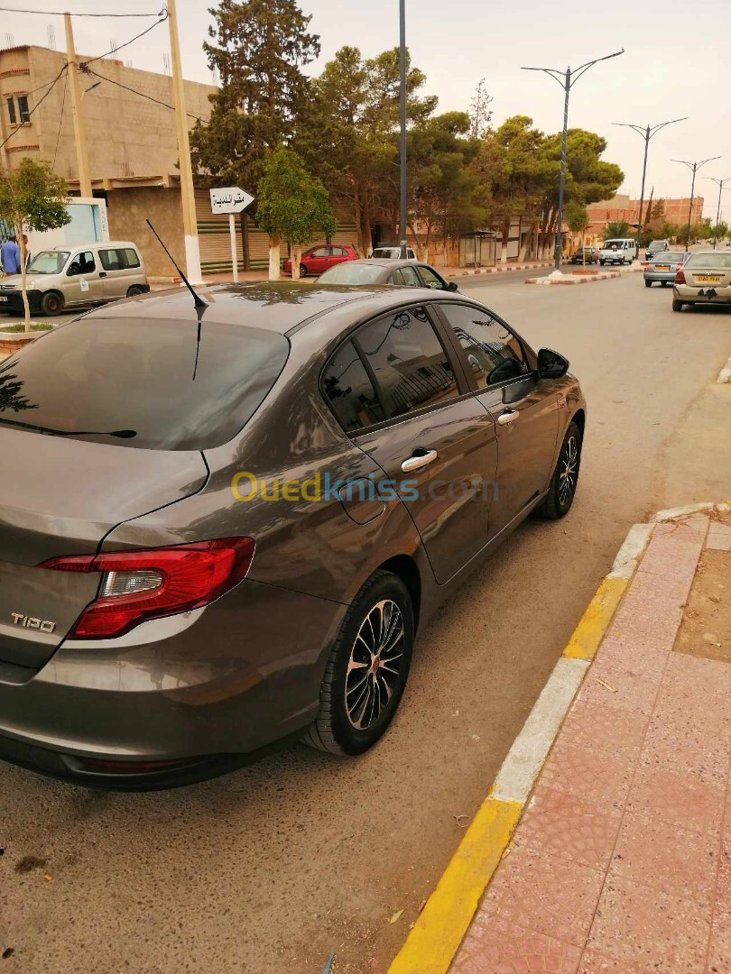 Fiat Tipo 2023 City