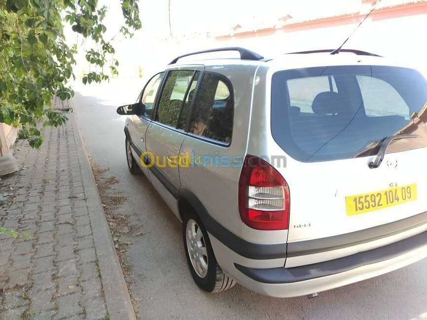 Opel Zafira 2004 