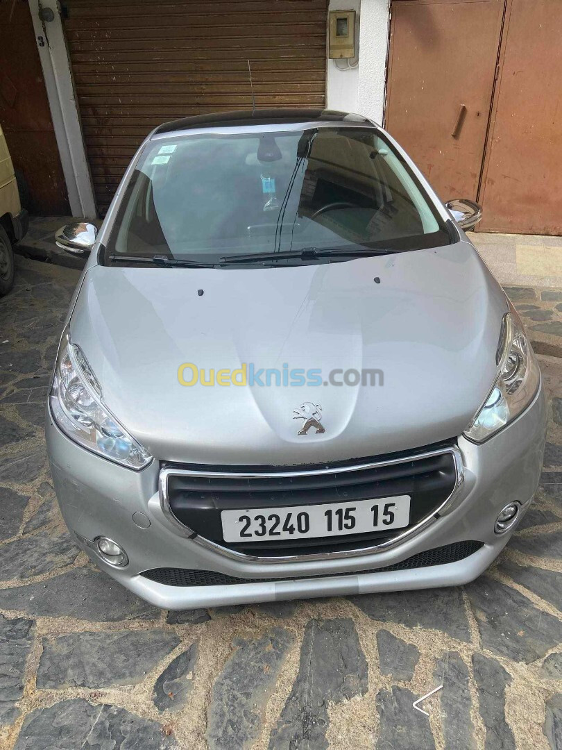 Peugeot 208 2015 Allure Facelift