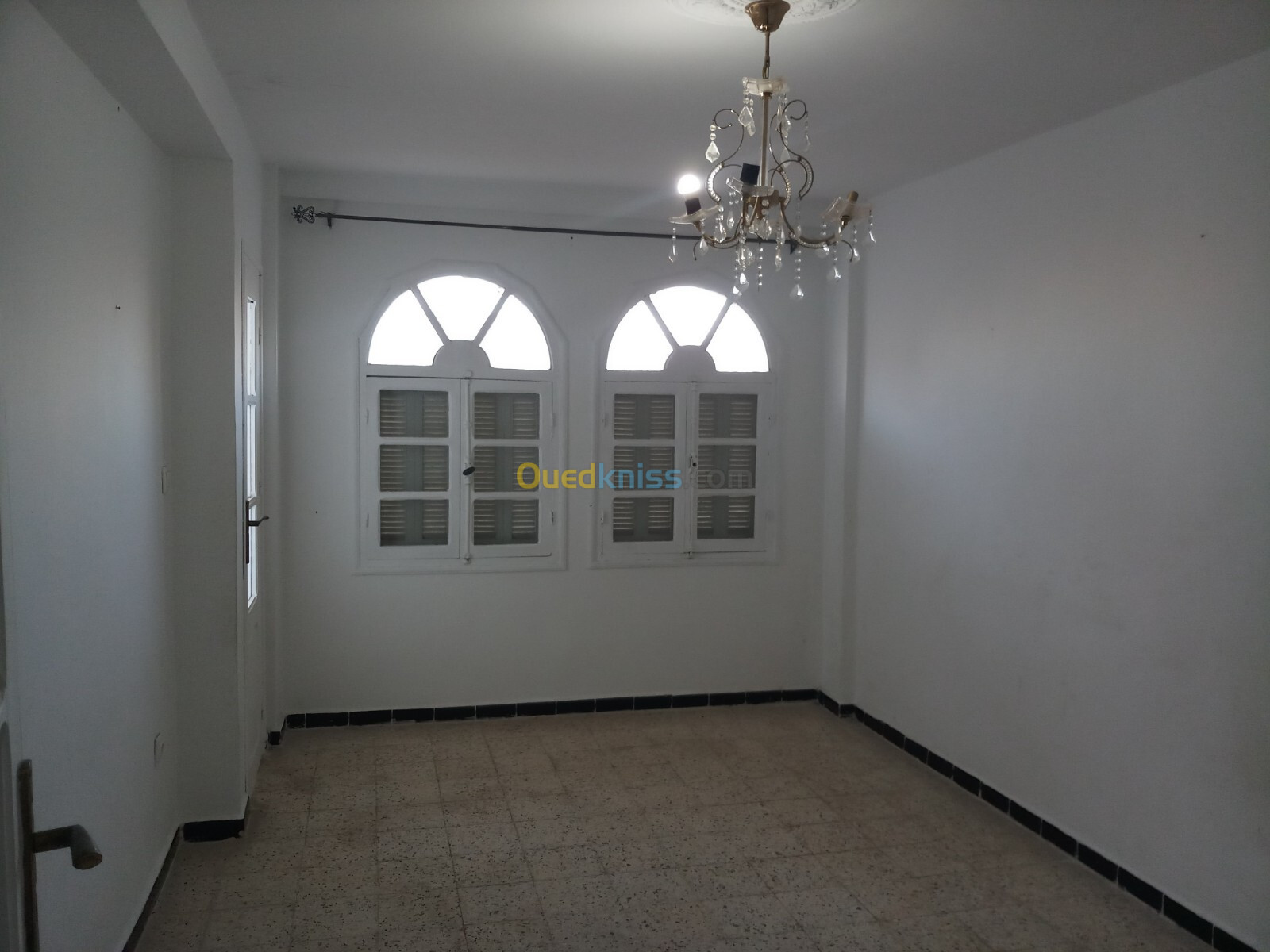 Location Appartement F3 Mostaganem Mostaganem