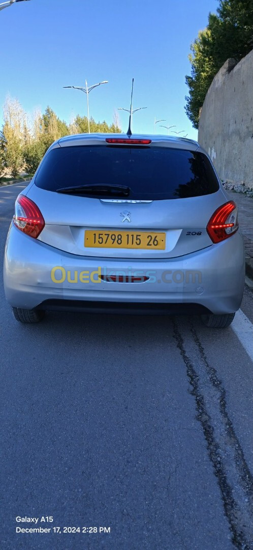 Peugeot 208 2015 Allure