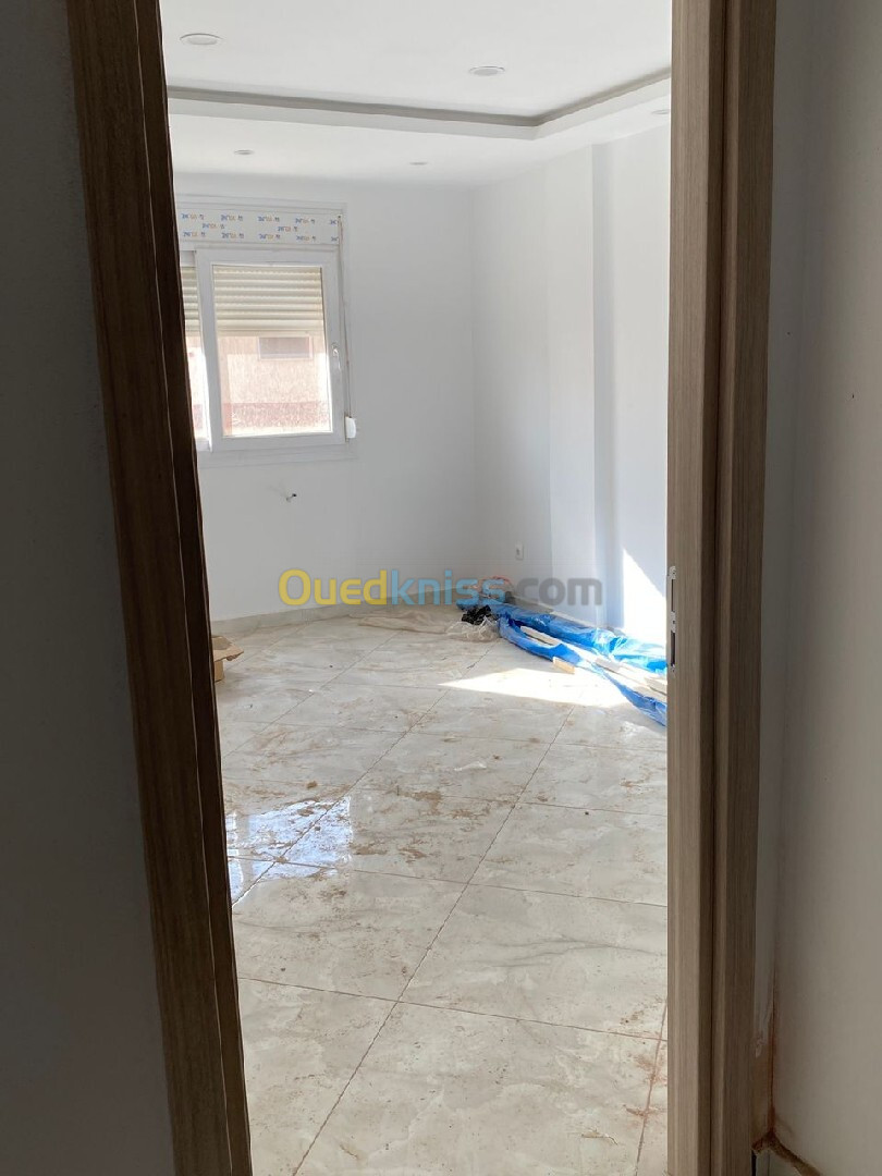 Vente Appartement F4 Alger Bordj el bahri