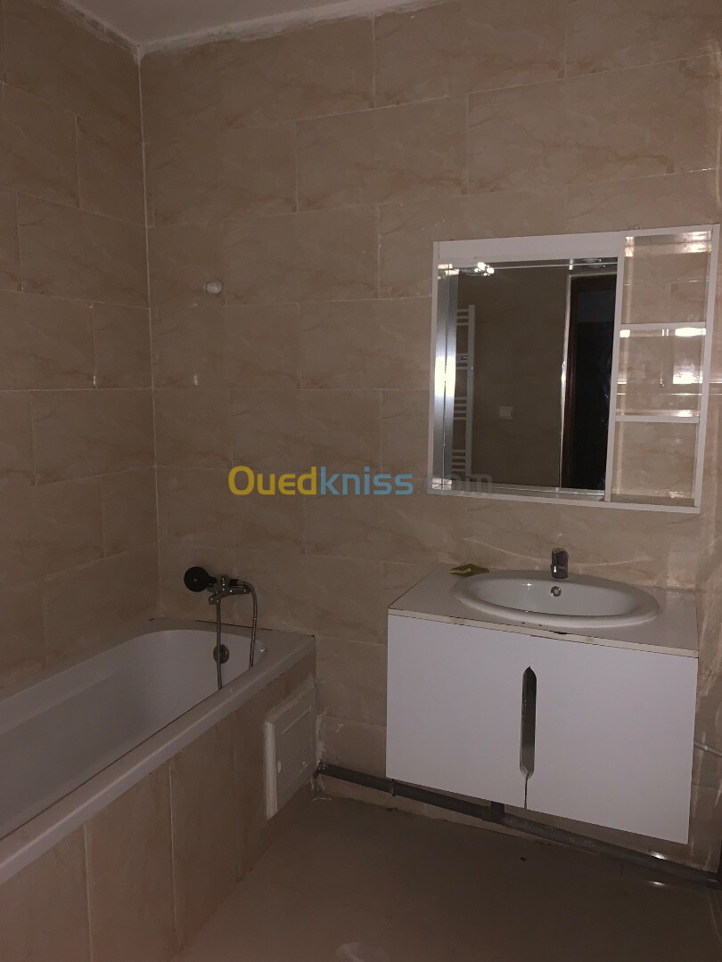 Vente Appartement F4 Skikda El Hadaiek