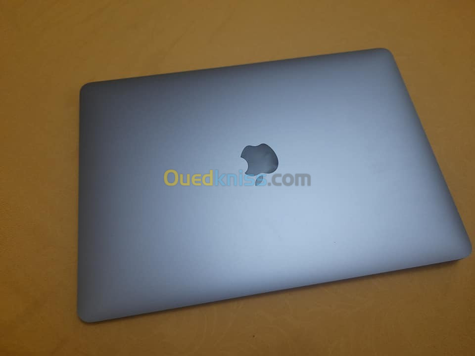 MacBook Air M1 2020