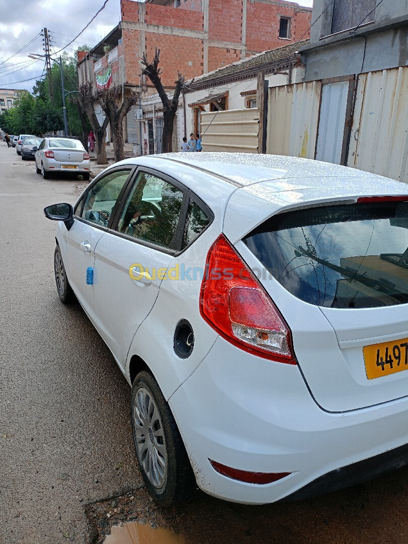 Ford Fiesta 2014 Titanium 